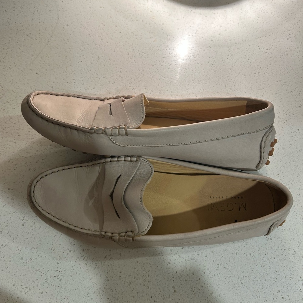 M. Gemi women’s leather drivers